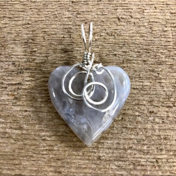 Silver Wire Wrapped Smoky Banded Agate Pendant - Picture 1 of 5